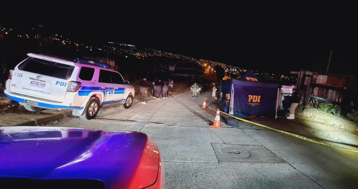 Investigan asesinato de hombre de 54 años con arma cortante en Cerro Placeres de Valparaíso