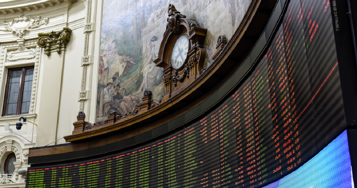 El IPSA de la Bolsa de Santiago cae más de un 5% y pierde todo lo ganado en lo que va del año