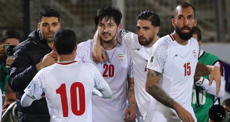 Irán Celebra gol en Clasificatorias al Mundial 2026