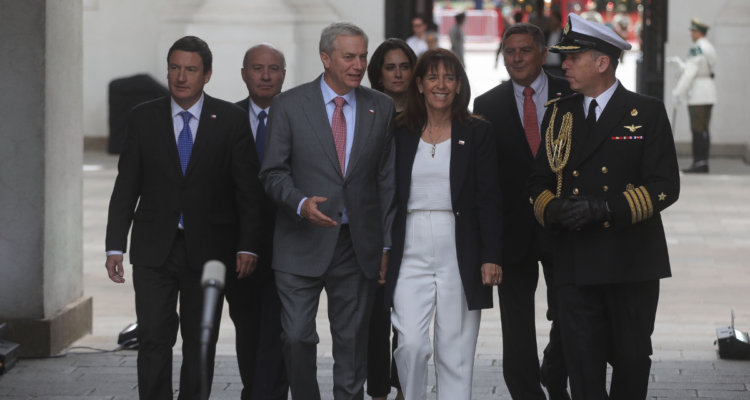 Diferencias en el futuro bloque oficialista: Chile vamos se cuadra con Kast y el PNL marca distancias