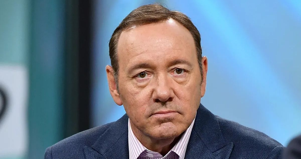 Kevin Spacey vuelve a safar y pacta con hombres que lo acusan de agresión sexual para evitar juicio