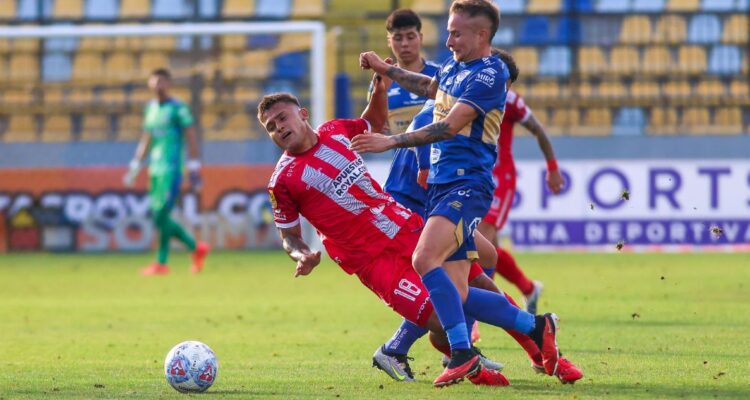 “Injusto”: Unión La Calera amenaza con ir al TAS tras sanción por extranjeros en Liga de Primera