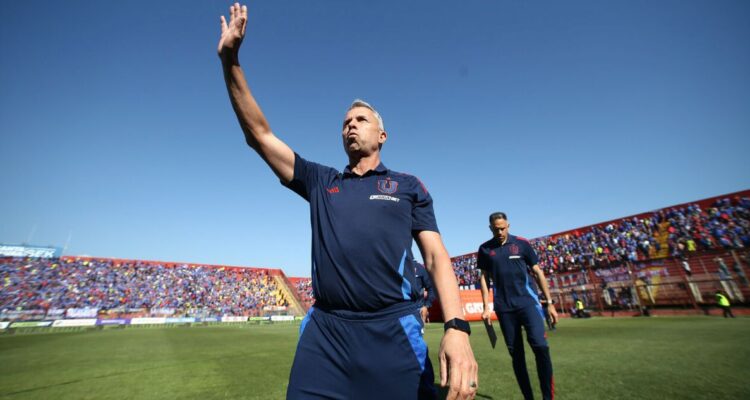 La U Gustavo Álvarez