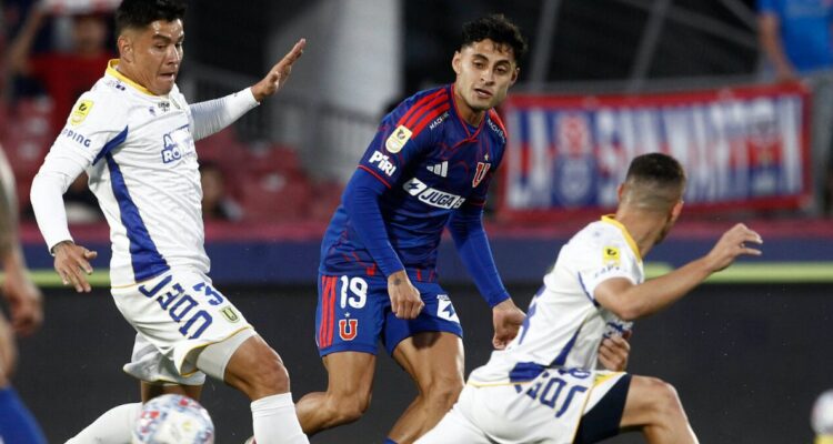 La U UdeC Liga de Primera