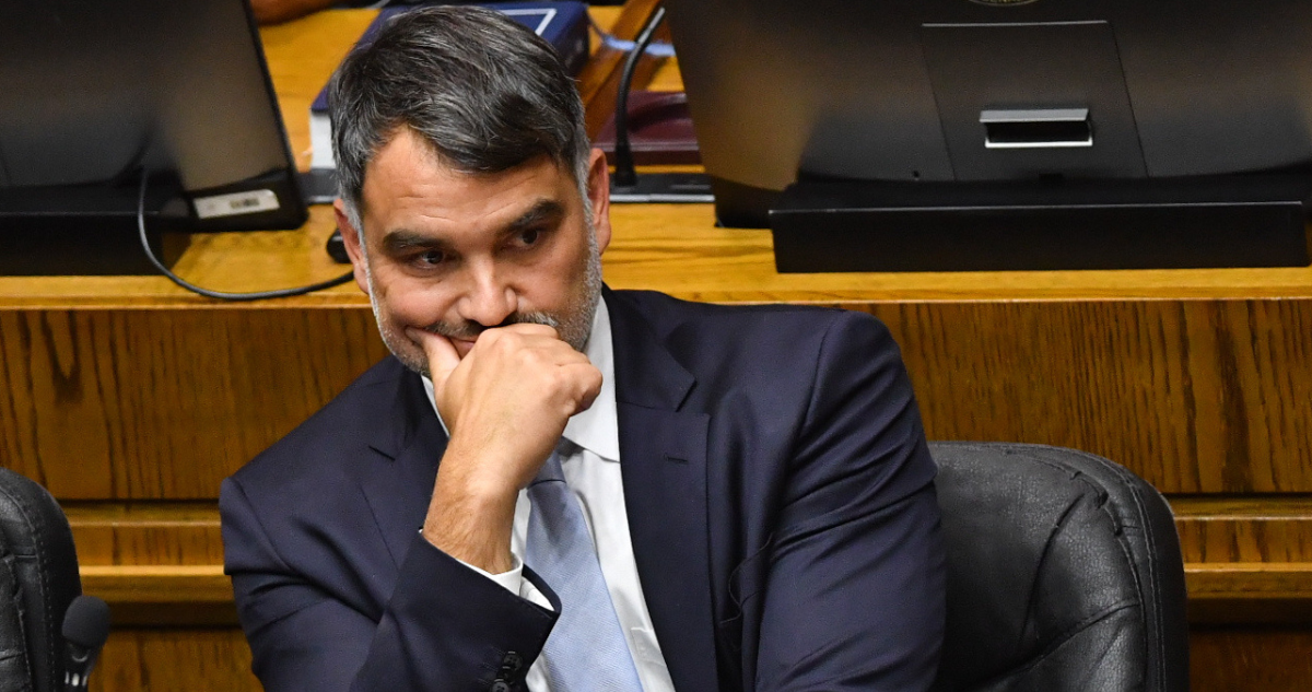 Macaya (UDI) cuestiona recorte en Defensa y Salud: “En qué momento se metió al saco estas áreas”