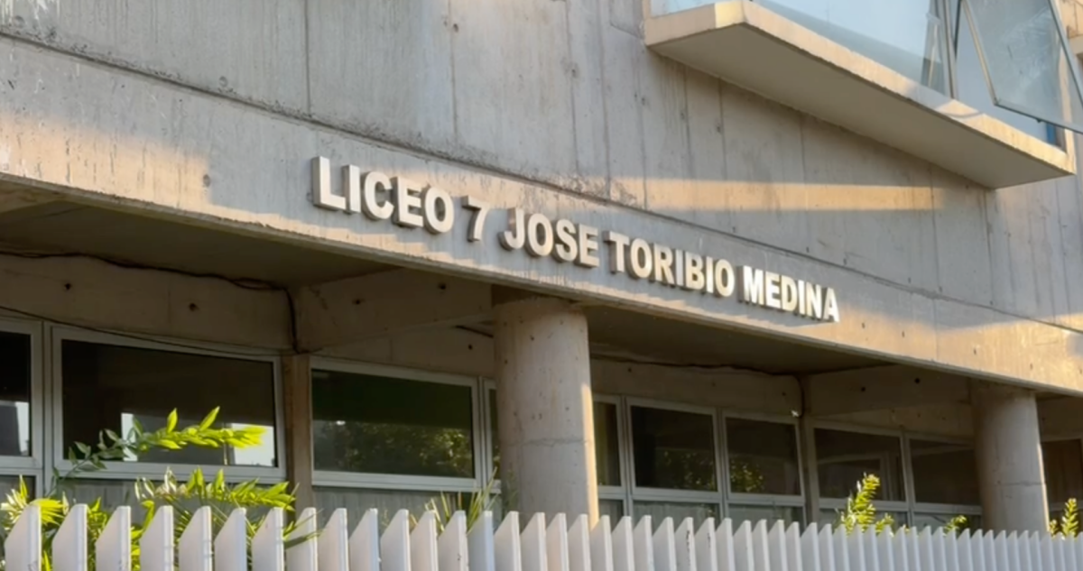 Manifestación estudiantil termina con un escolar apuñalado en Ñuñoa: autor está suspendido