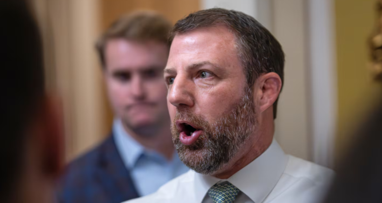 Markwayne Mullin, el luchador y fanático ’MAGA’ que releva a Noem como Secretario de Seguridad de EEUU