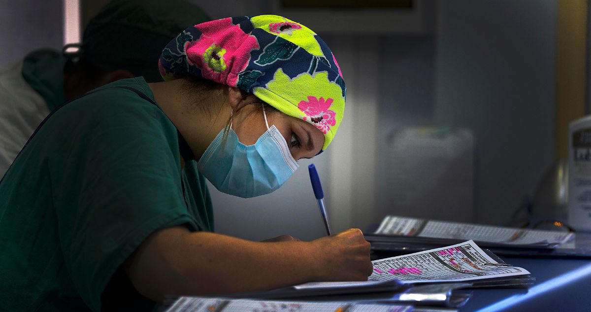 Desde abril: vuelve uso obligatorio de mascarillas en servicios de urgencia públicos y privados