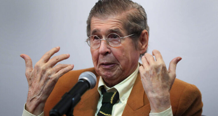 Muere a los 87 años Alfredo Bryce Echenique, leyenda de la literatura peruana