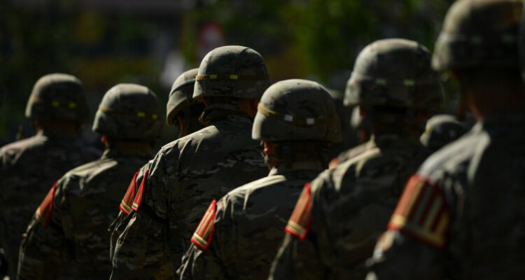 Fiscalía Militar detiene a capitán y sargento del Ejército por muerte de cabo en Punta Arenas