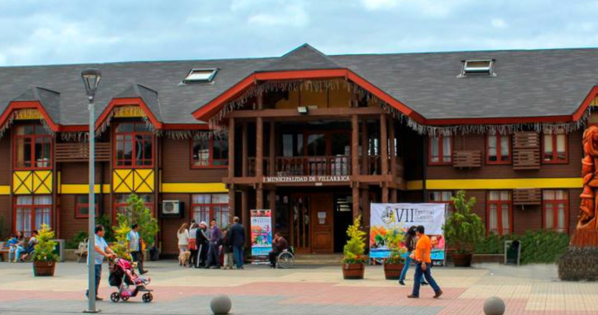 Destituyen a 10 funcionarios de la Municipalidad de Villarrica por mal uso de licencias médicas