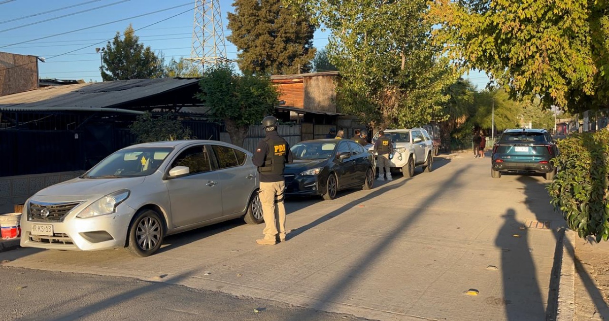 PDI trabaja en Cerro Navia para aclarar asesinatos ocurridos en las últimas horas