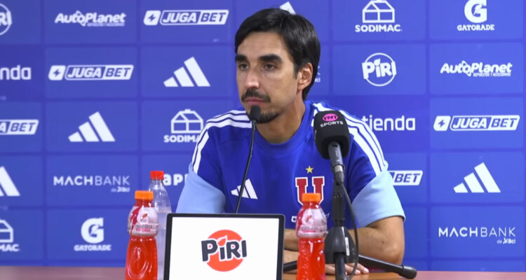 Paqui Meneghini en conferencia de prensa