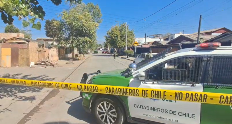 Investigan asesinato a tiros en Cerro Navia: también hay un lesionado