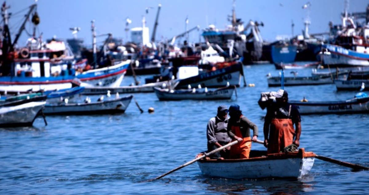 Pescadores artesanales por retiro de ley de pesca