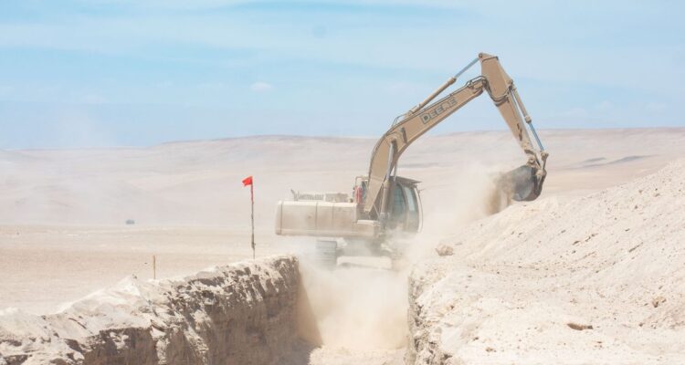 Zanjas, cercos electrificados y más: avanza implementación del Plan Escudo Fronterizo en el norte