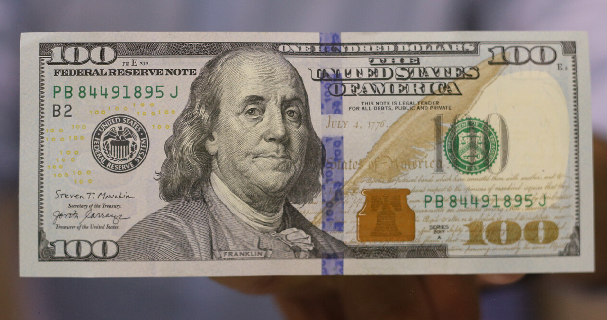 Por la guerra en Irán: El dólar se dispara sobre $920 y olvida el IPC de febrero nulo en Chile