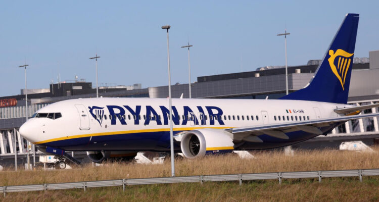 Tras deber 890 euros por indemnización a pasajera: Austria embarga avión a la mayor aerolínea europea