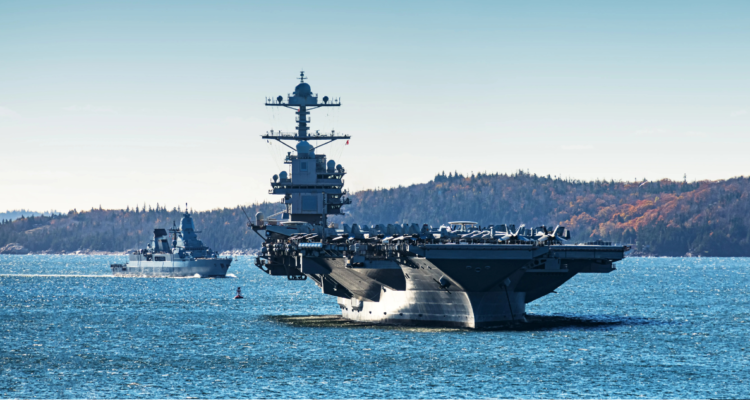 Problemas para EEUU: Portaaviones Gerald R Ford se retira de la guerra con Irás tras severo incendio