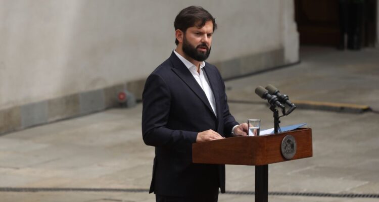 Avances sociales vs críticas en seguridad: la controversia en el Congreso por el legado Boric