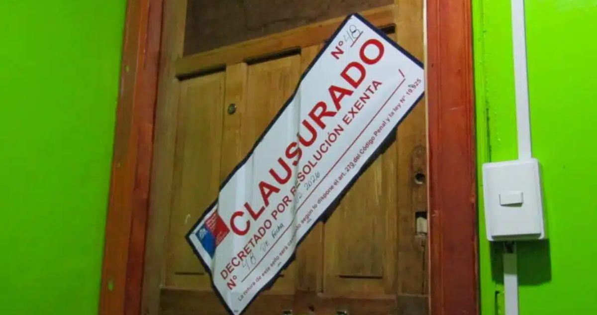 Operativo nocturno en Calama termina con dos prostíbulos clausurados