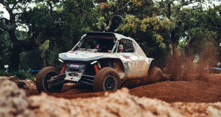 Pilotos chilenos ya compiten en Rally Raid Portugal: así fue la primera etapa en territorio luso