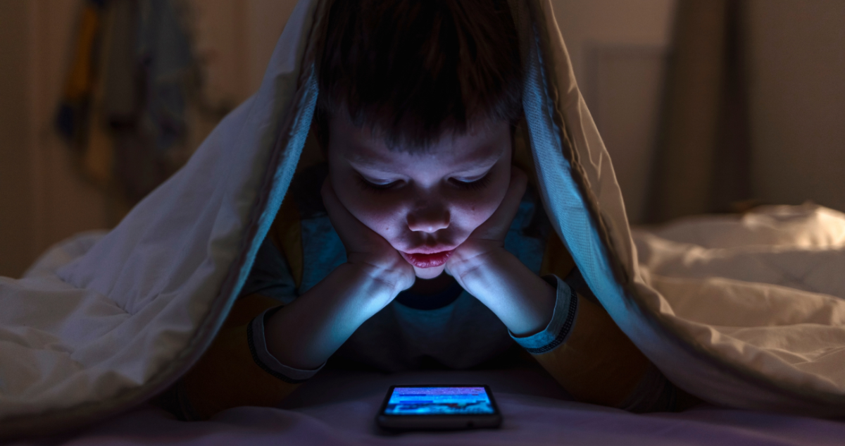 menores y las redes sociales en Australia