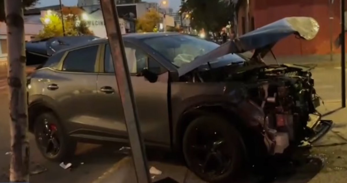 Un motociclista murió tras accidente en Santiago: otro conductor fue detenido por no tener licencia