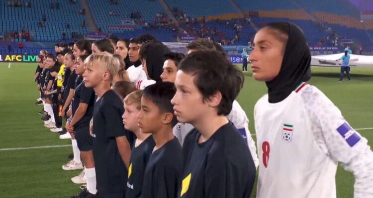 La selección femenina de Irán no cantó el himno en debut de Copa de Asia y la llamaron traidoras: piden asilo para ellas