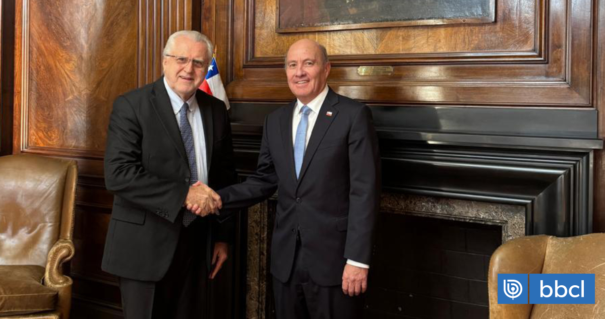 Ad portas de su salida de Codelco: Máximo Pacheco se reúne con el ministro de Hacienda, Jorge Quiroz