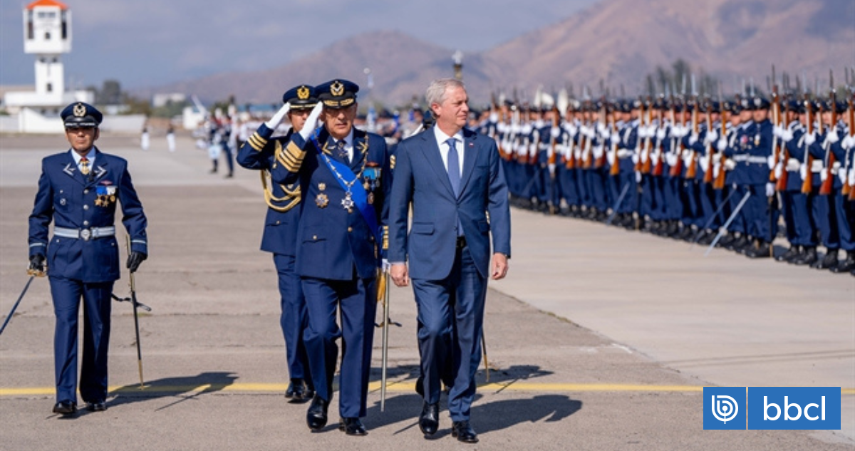 Kast destaca compromiso de la FACH antes de viajar a funeral del sargento Javier Figueroa