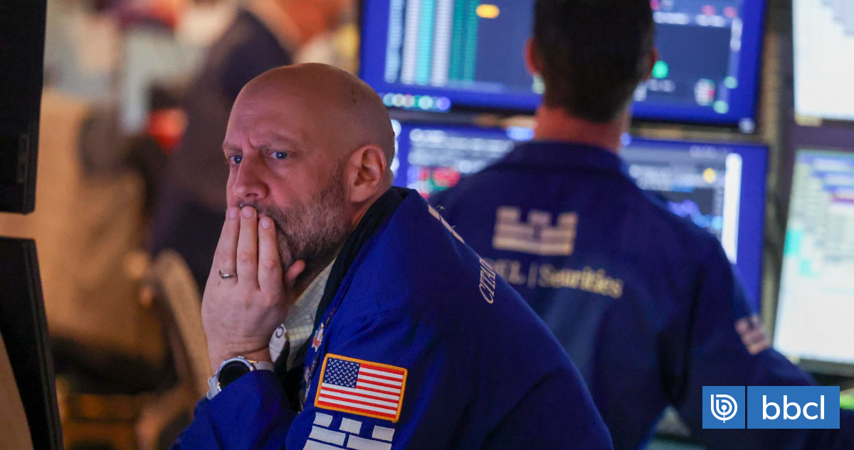 Wall Street abrió en rojo mientras el petróleo sigue subiendo por guerra en Medio Oriente