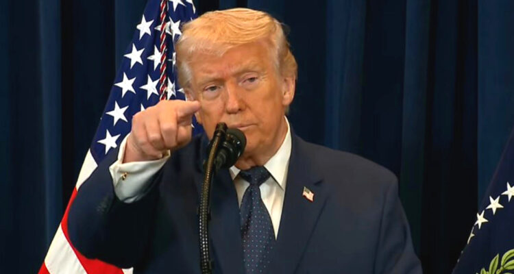 Trump anuncia suspensión temporal de sanciones petroleras para bajar precios ante guerra con Irán