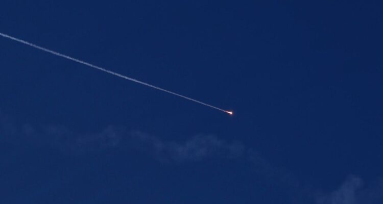 Turquía afirma que un nuevo misil lanzado desde Irán fue derribado por la OTAN