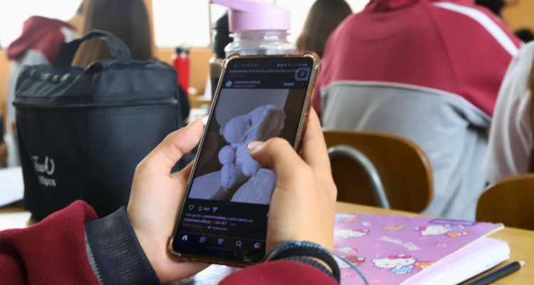 Uso de celulares en colegios