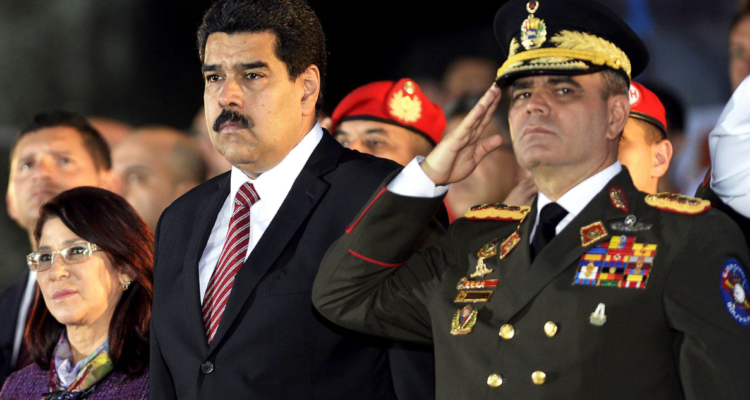 Vladimir Padrino López, el militar más leal a Nicolás Maduro que fue degradado en Venezuela