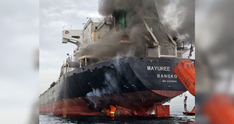 Al menos un muerto tras ataque atribuido a Irán contra do petroleros en aguas de Irak