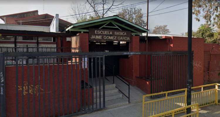 Alumno de 13 años apuñalado por otro estudiante en colegio de Lo Prado: agresor acusa amenazas previas