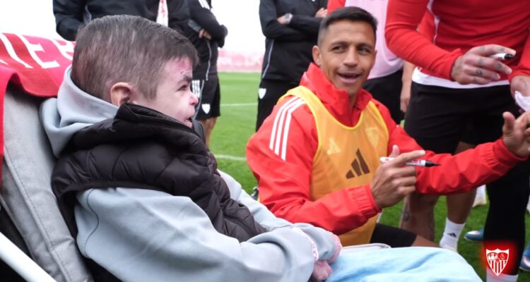 Alexis Sánchez maravilló durante la visita de Leo al Sevilla.