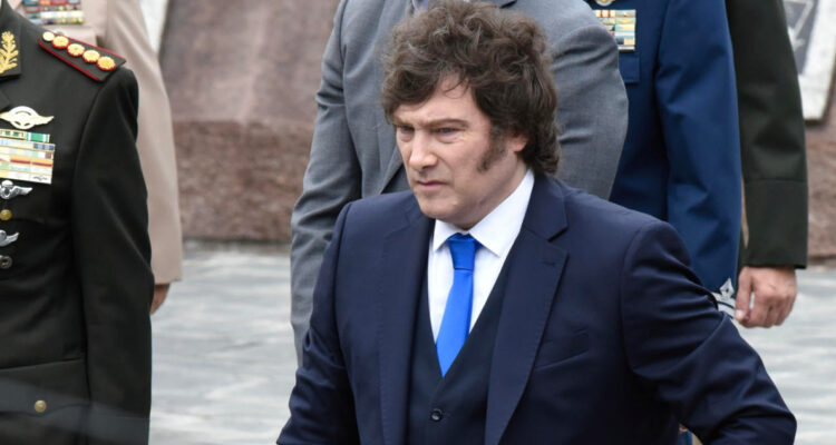 Argentina estaría negociando un préstamo de US$2.000 millones con bancos privados