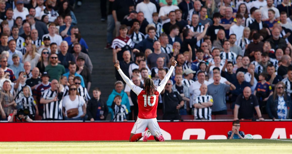 Arsenal recupera la cima de la Premier League con triunfo ante Newcastle