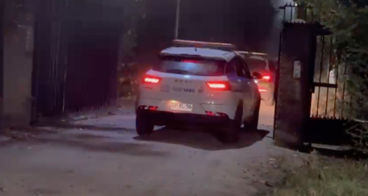 Adultos mayores sufren asalto en Chicureo: ladrones se llevaron tres autos de alta gama