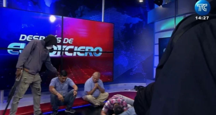 Muere en la cárcel uno de los condenados por el asalto a canal de TV en plena emisión en Ecuador