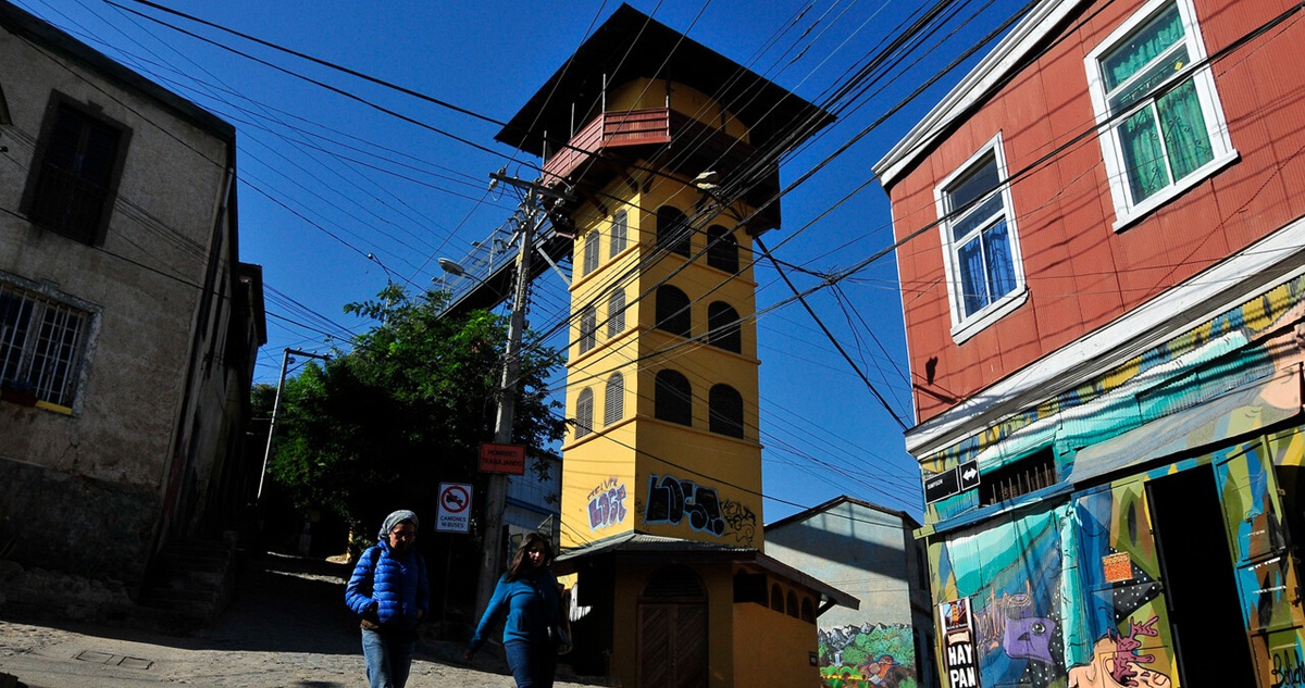 Tras 2 años varado: aprueban licitación para restaurar histórico ascensor Polanco de Valparaíso