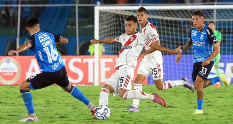 Blooming igualaron por la Copa Sudamericana 2026