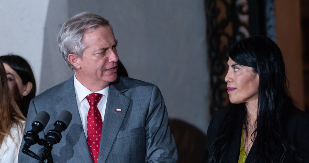 Cadem: desaprobación a presidente Kast llegó al 53% y 79% considera muy grave ataque a min. Lincolao