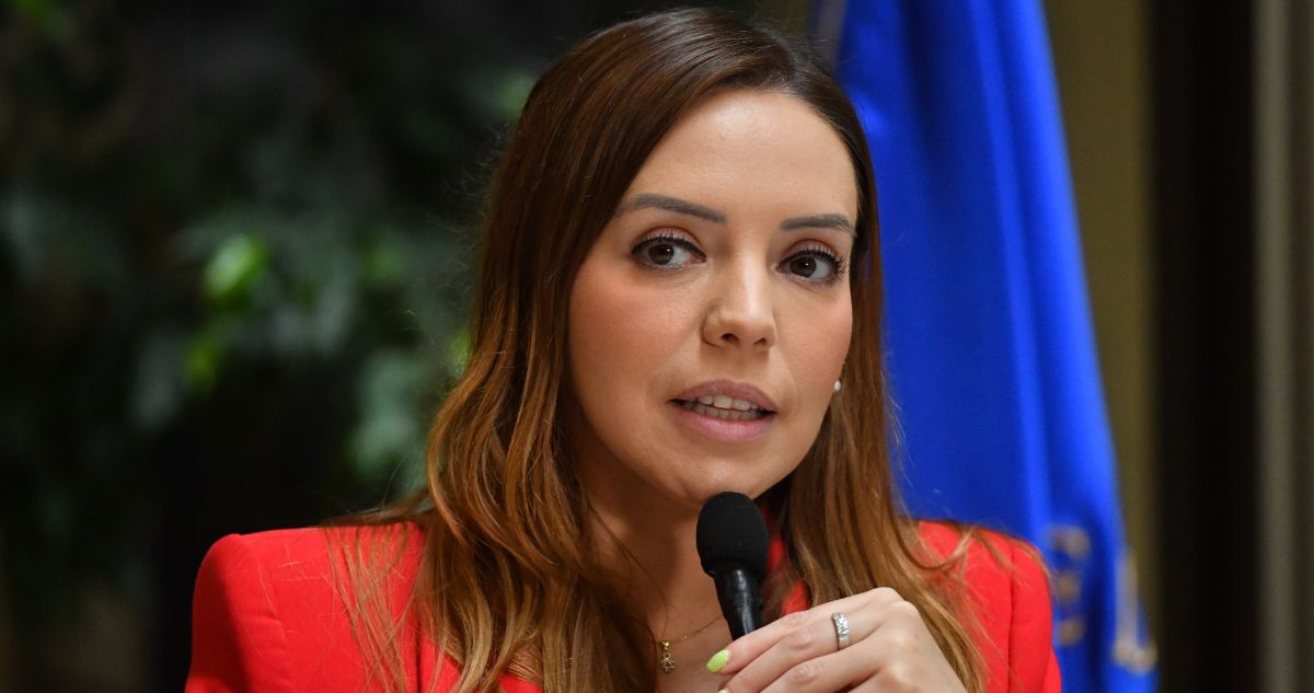 Senadora Flores (RN) aborda eventual fraude al fisco y acusa motivaciones personales más que políticas