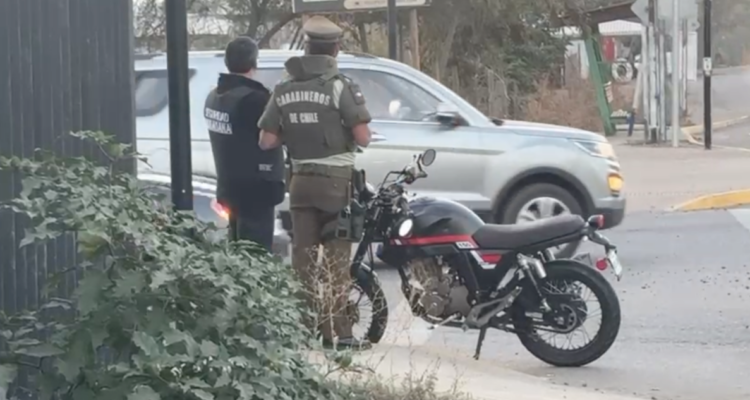 Carabinero termina atropellado durante fiscalización en Lampa: hay un motociclista detenido