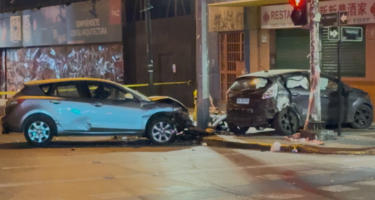 Revelan que carabinero ebrio que protagonizó accidente en Santiago inventó el robo de su auto