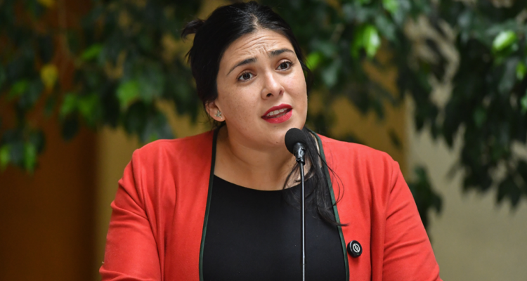 Karol Cariola | Agencia UNO